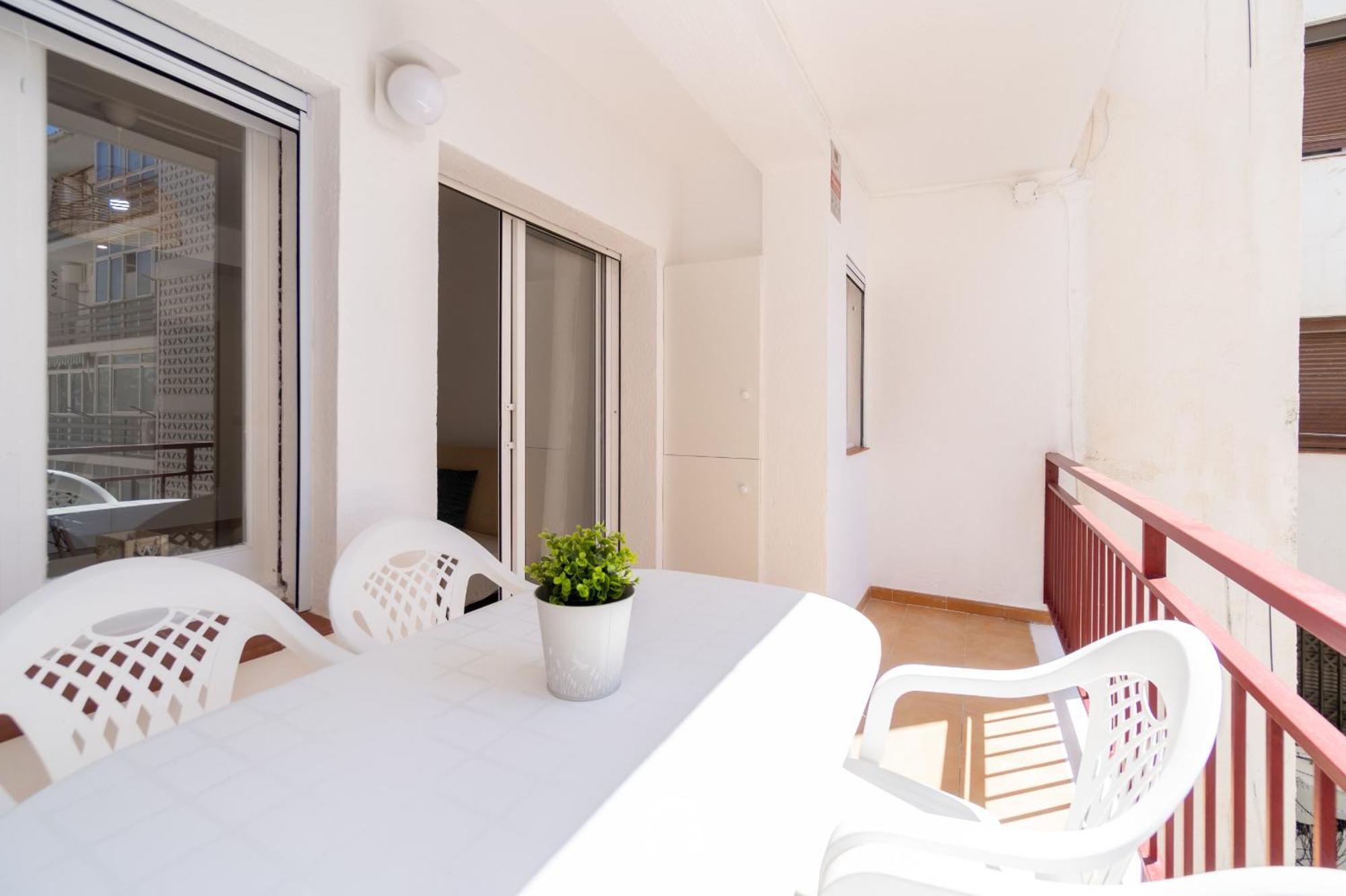Mediterranean Way - Relax カンブリルス エクステリア 写真